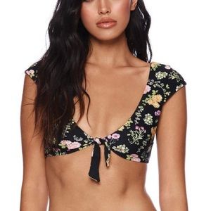 NWT Beach Bunny Bikini Crop Top Size S